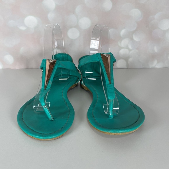 ⭐️3 FOR $25⭐️DI IANA Teal & Gold T Strap Sandal Size 7.5 - Picture 8 of 11